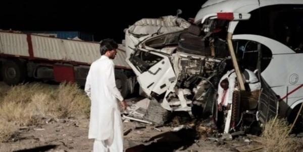 2 کشته و 22 مصدوم در برخورد اتوبوس با تریلی در مسیر ایرانشهر 2 کشته و 22 مصدوم در برخورد اتوبوس با تریلی در راستا ایرانشهر به بم